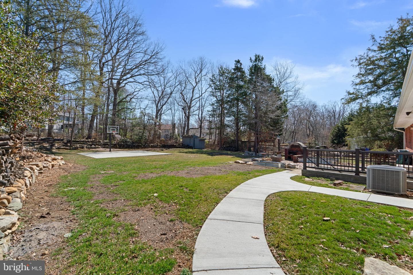 8721 Susini Drive photo 26