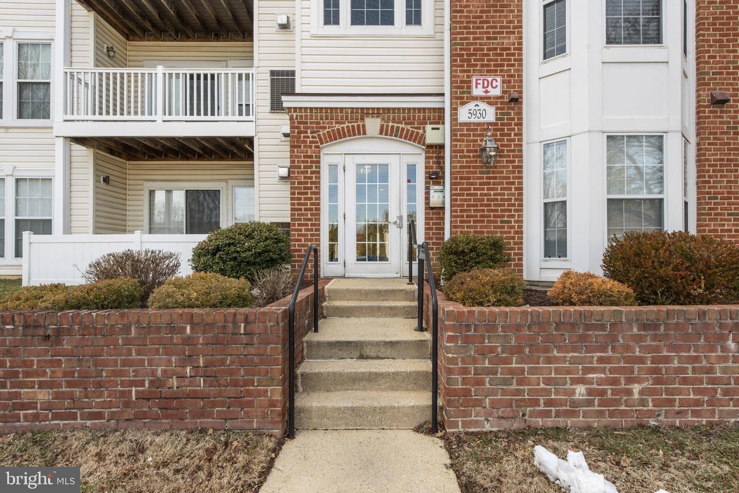 5930 Millrace Court #f302 photo 2