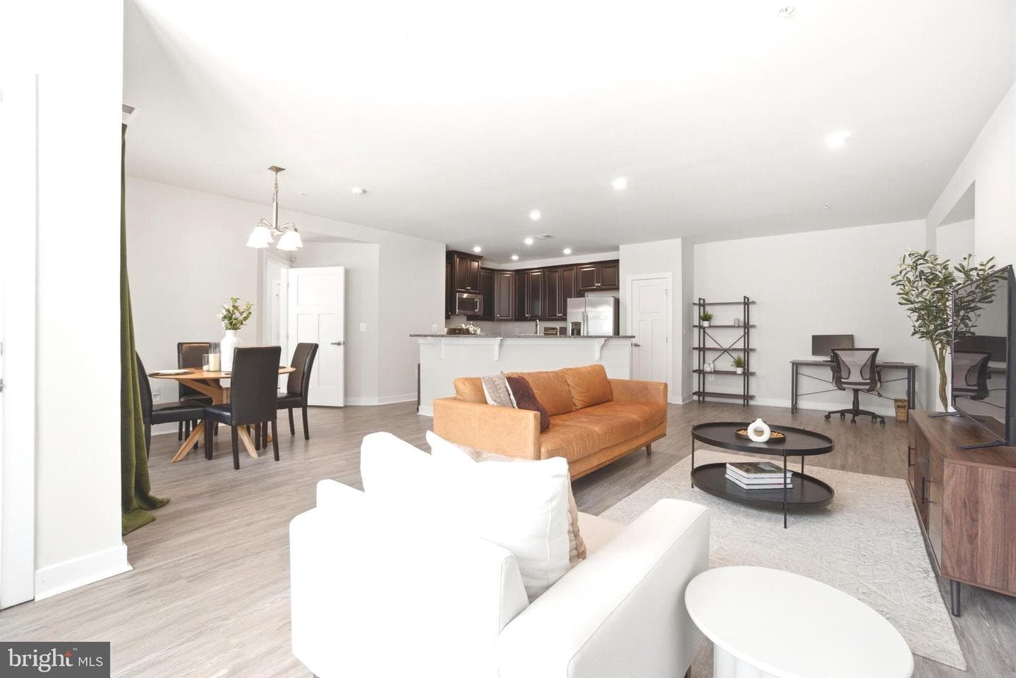10020 Ruffian Way #a photo 7