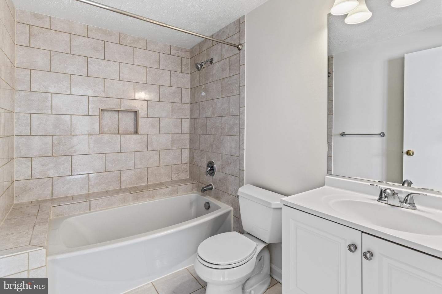 7726 Patuxent Oak Court photo 20