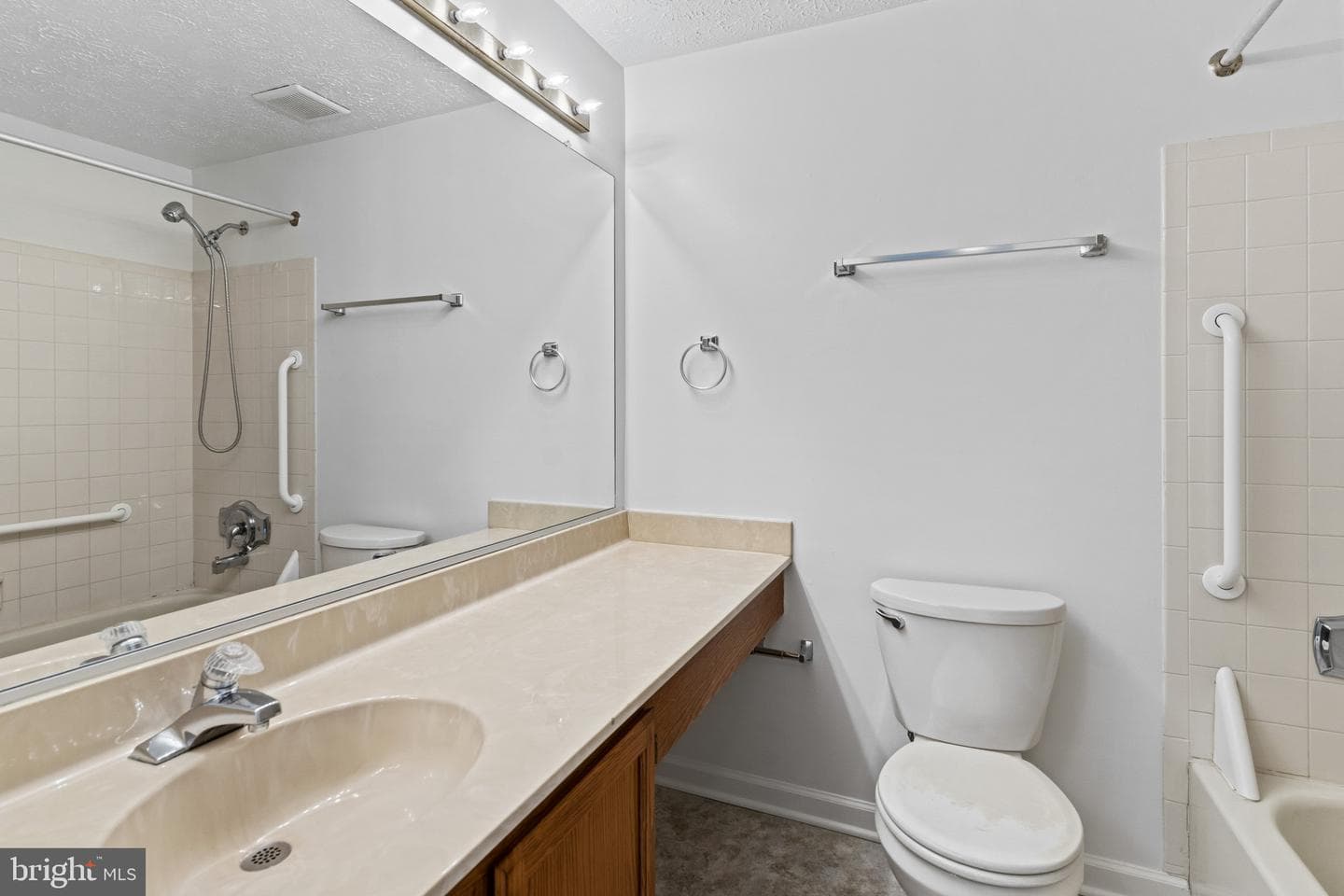 7726 Patuxent Oak Court photo 23