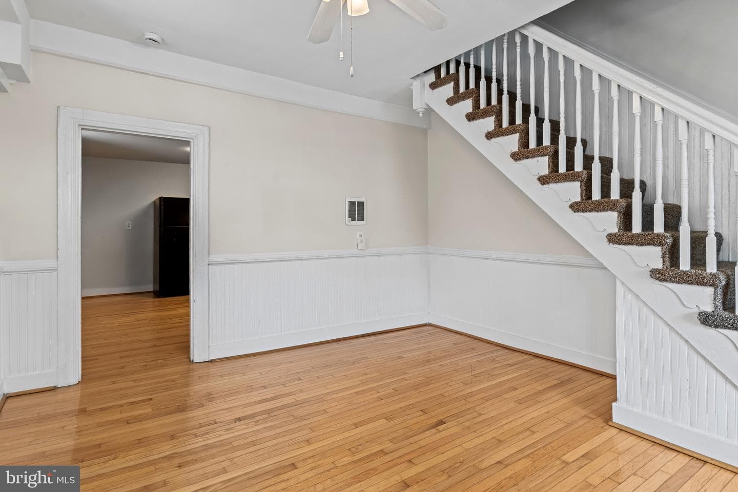 8473 Main Street photo 5