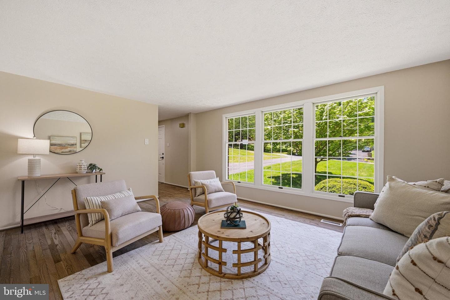 1527 Everlea Road photo 11