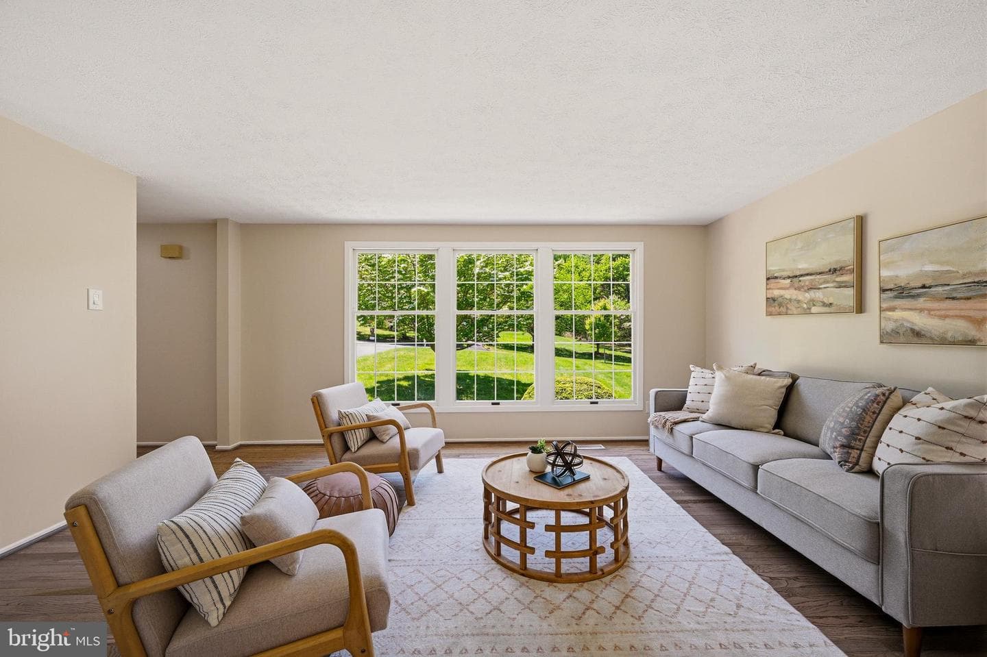 1527 Everlea Road photo 13