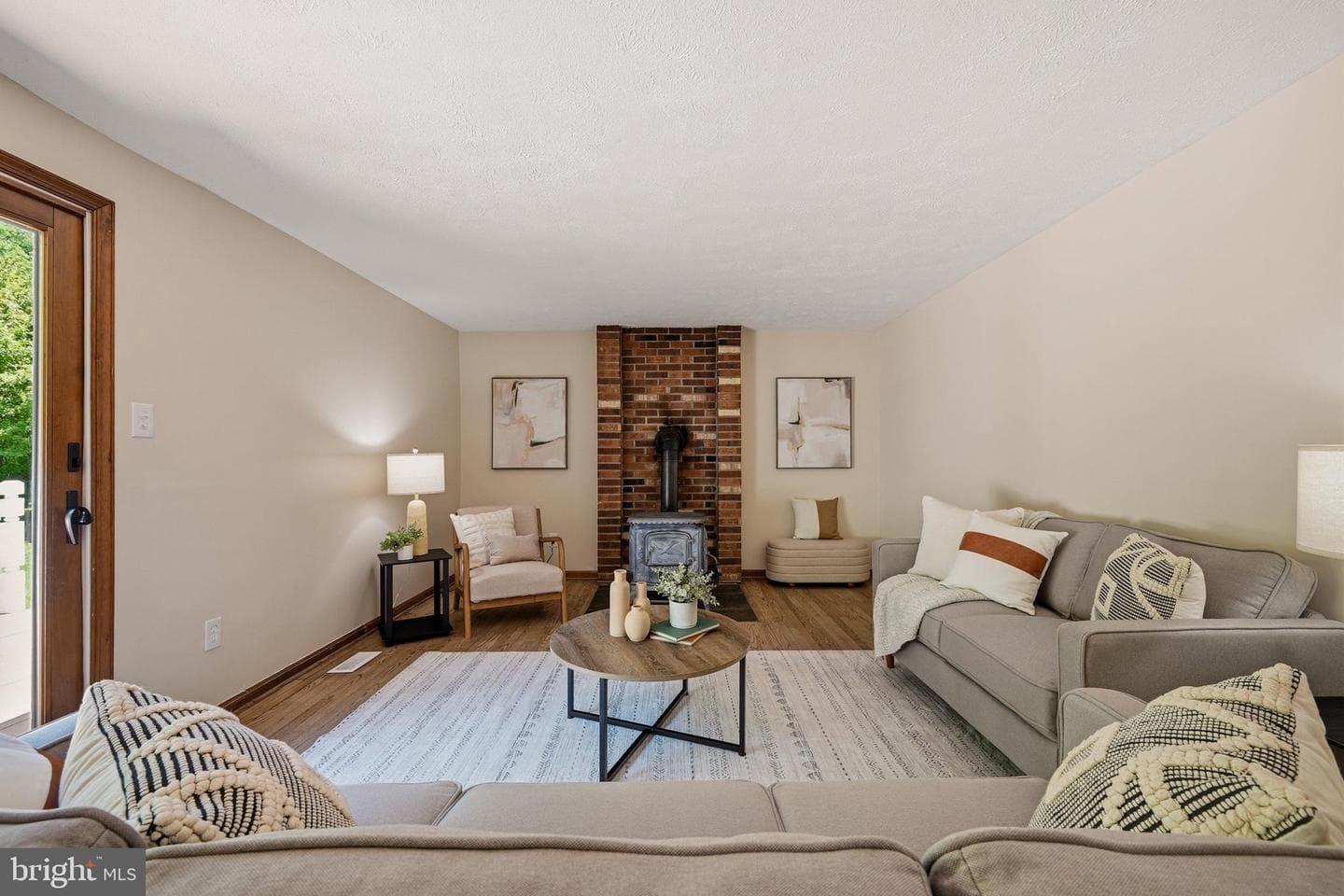 1527 Everlea Road photo 33