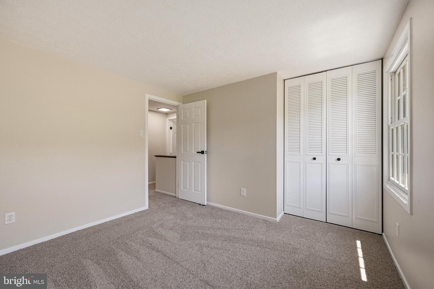 1527 Everlea Road photo 39