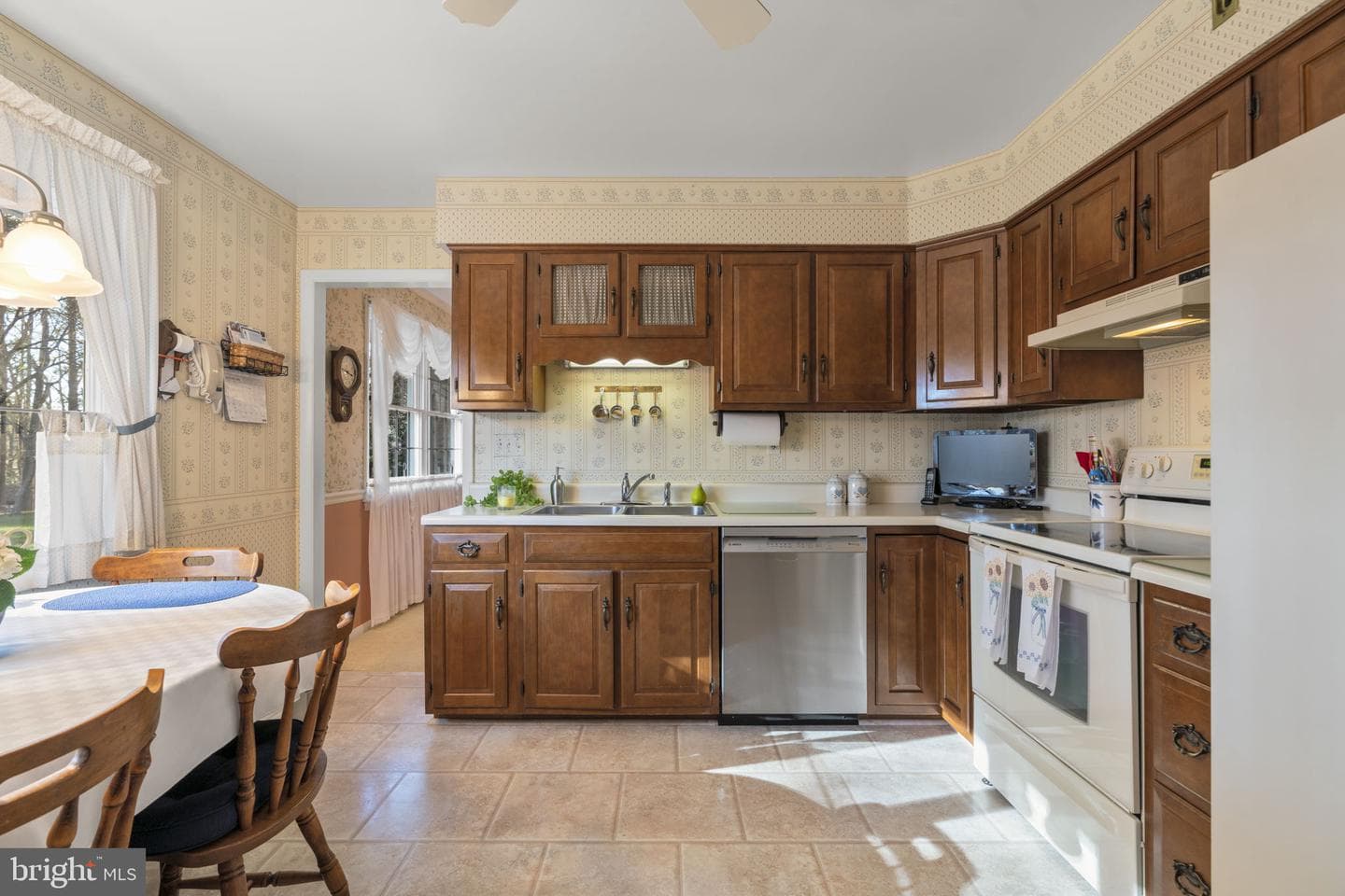 10115 Green Clover Drive photo 18