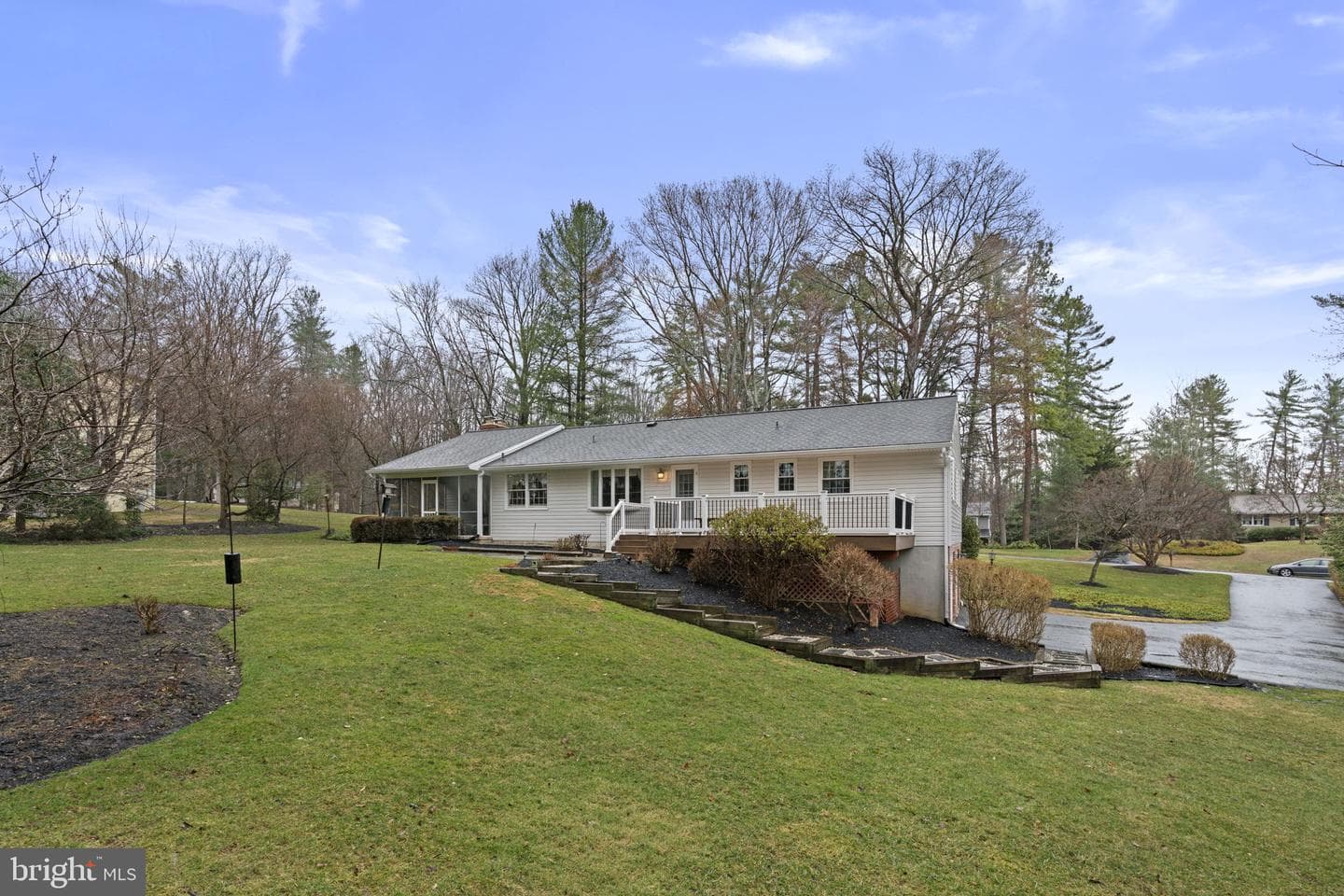 10115 Green Clover Drive photo 2