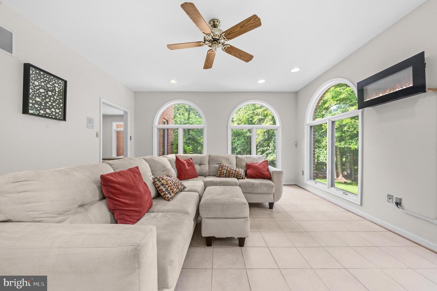 13849 Russell Zepp Dr photo 15