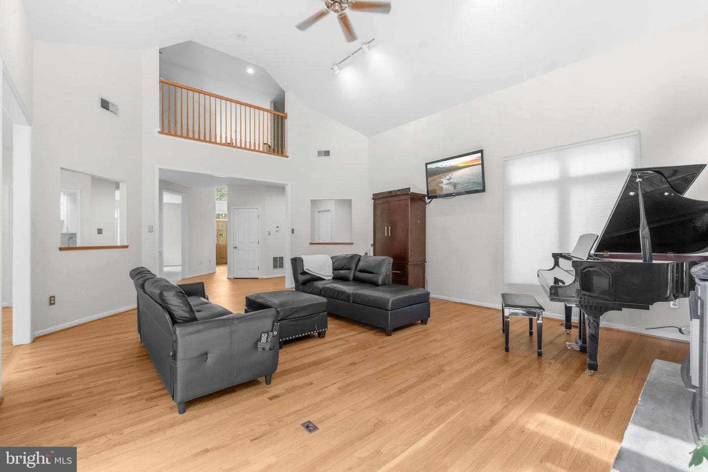 13849 Russell Zepp Dr photo 20