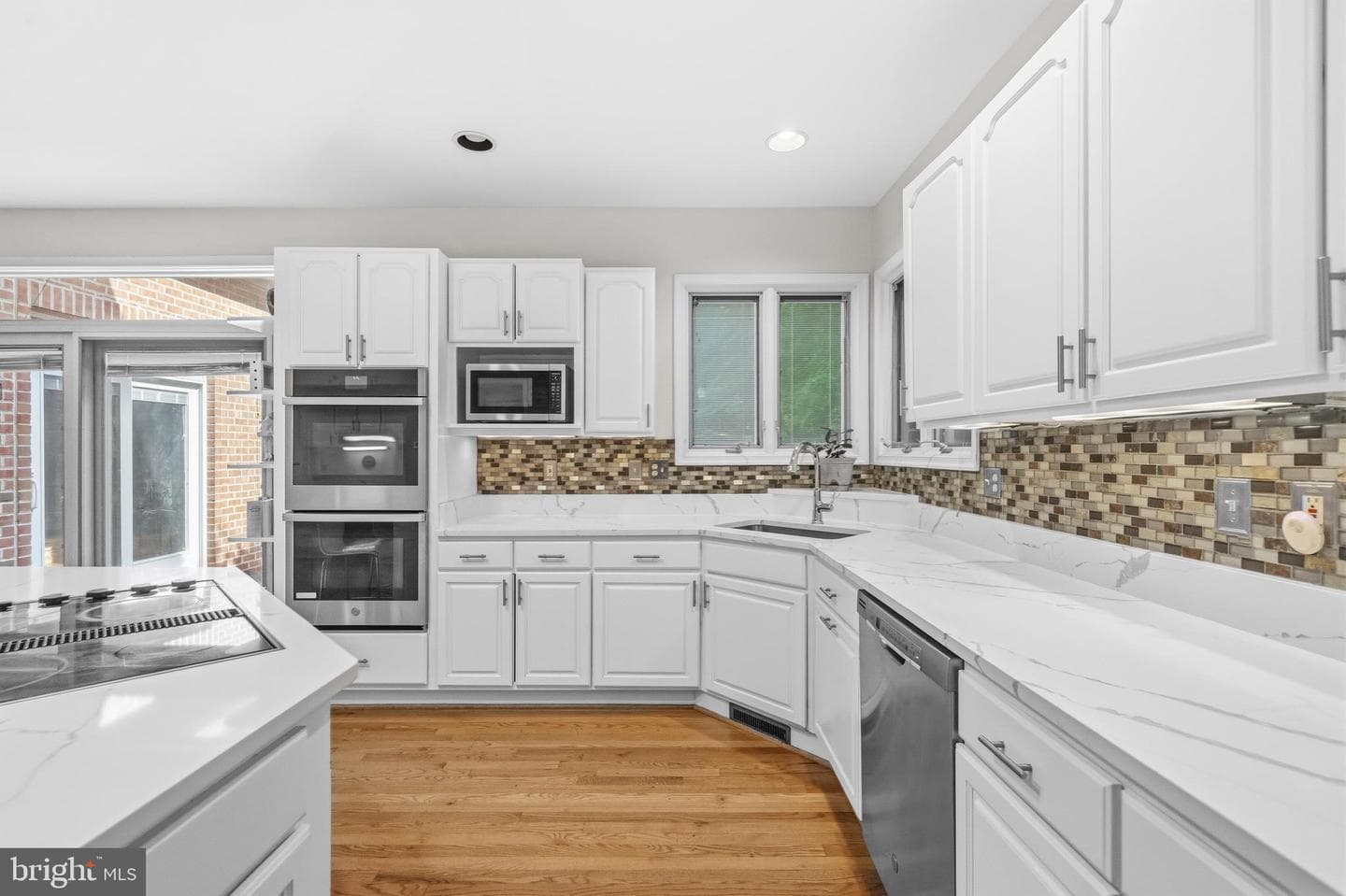 13849 Russell Zepp Dr photo 26