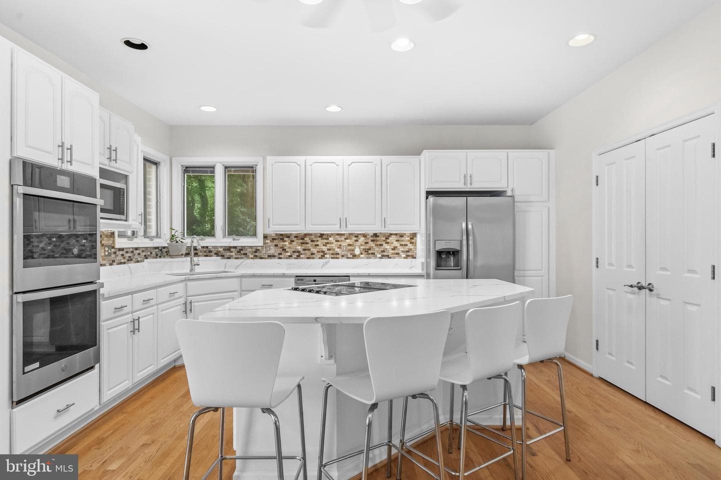 13849 Russell Zepp Dr photo 27