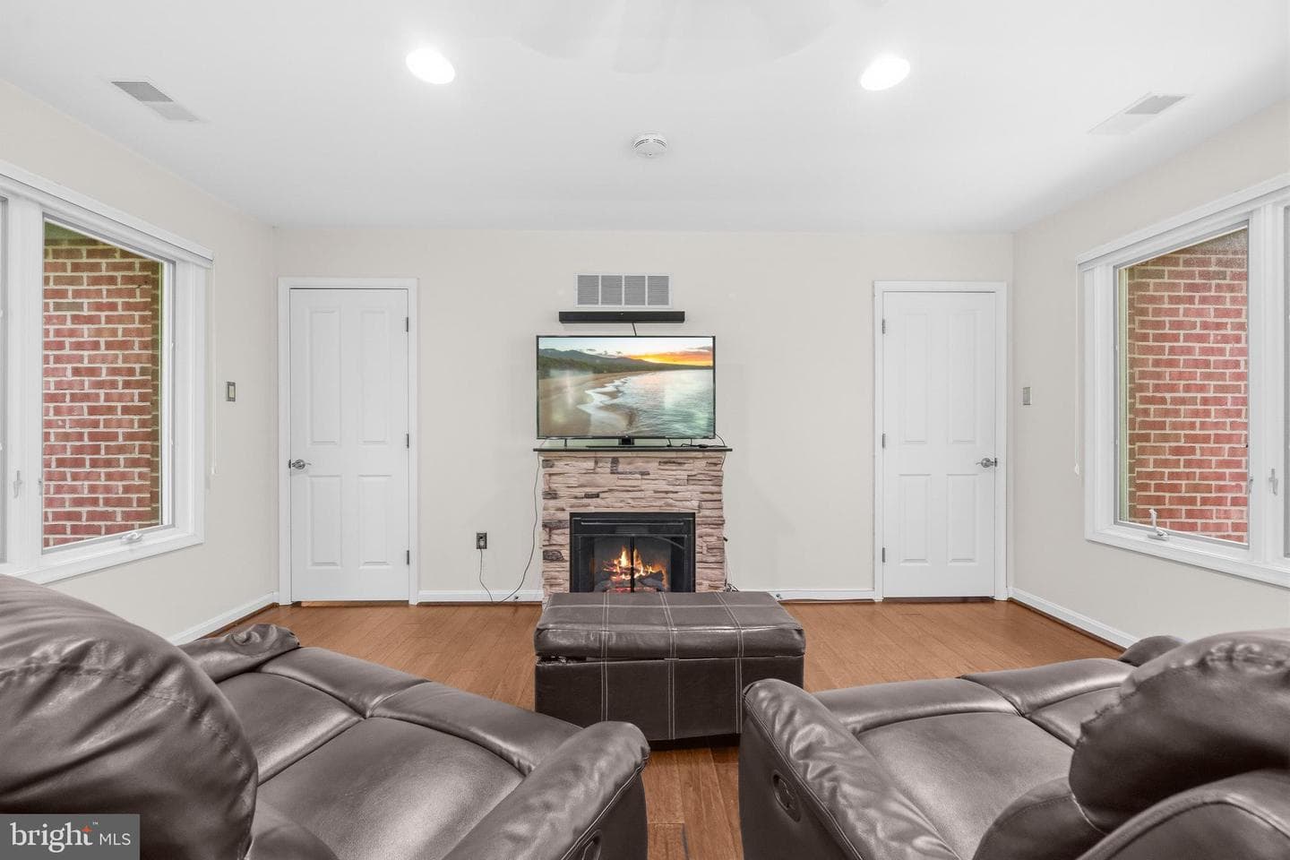 13849 Russell Zepp Dr photo 47
