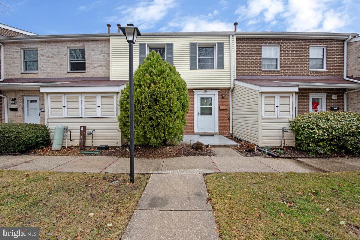 9695 Hitching Post Lane #h, Laurel