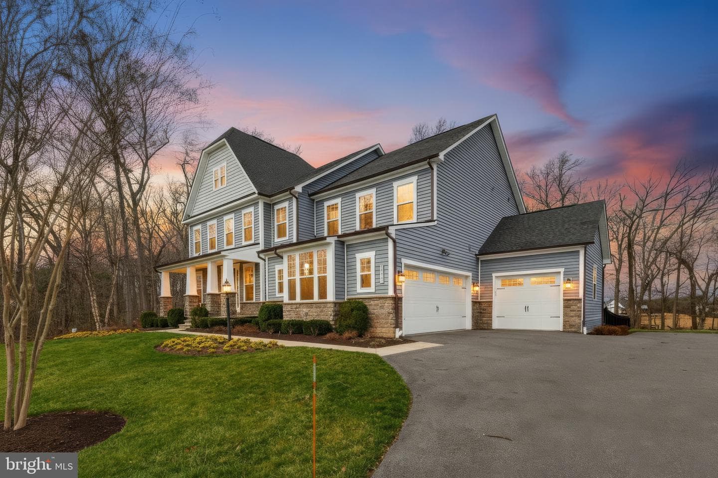 15332 Galaxy Drive photo 2