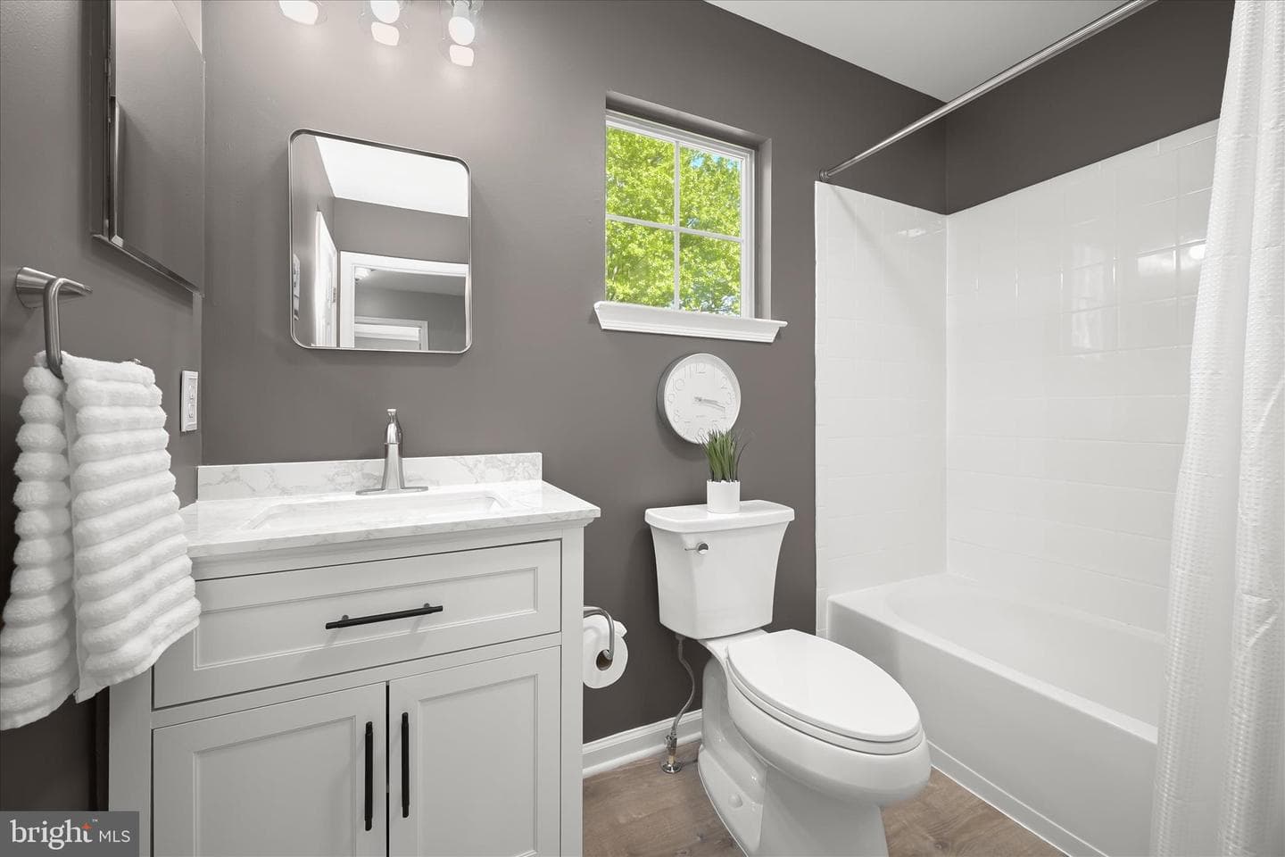 7036 Garden Walk photo 44