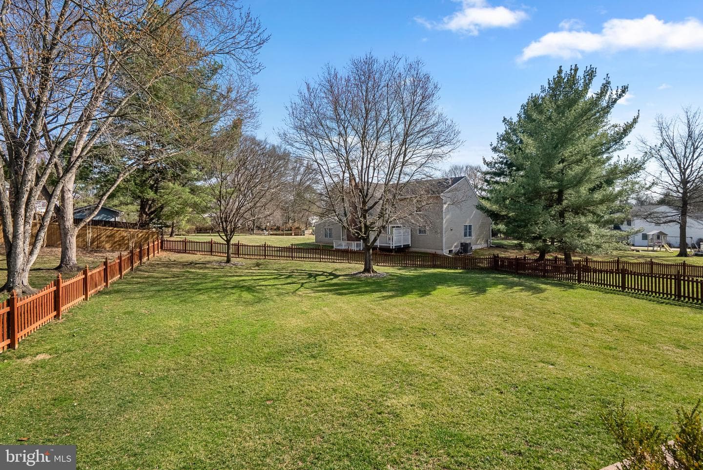 2855 Country Lane photo 2