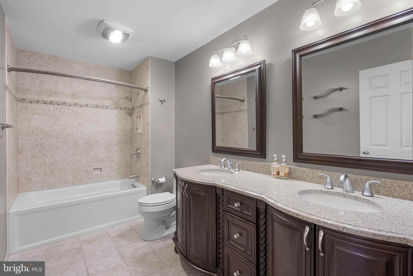 2855 Country Lane photo 33
