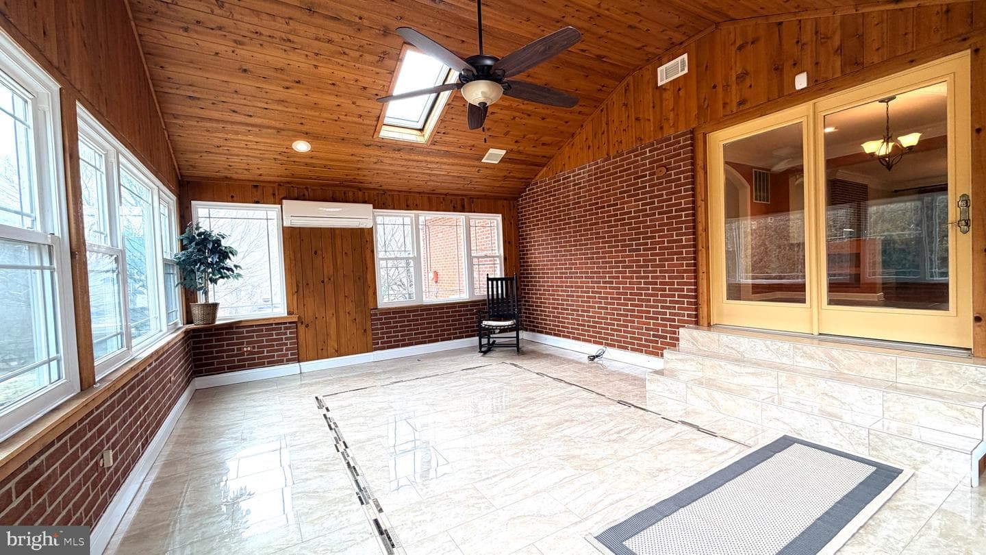 5185 Sheppard Lane photo 23