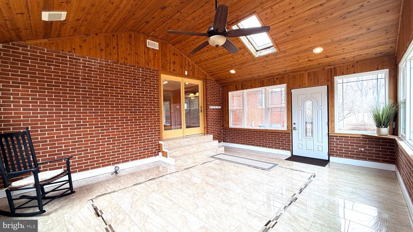 5185 Sheppard Lane photo 29
