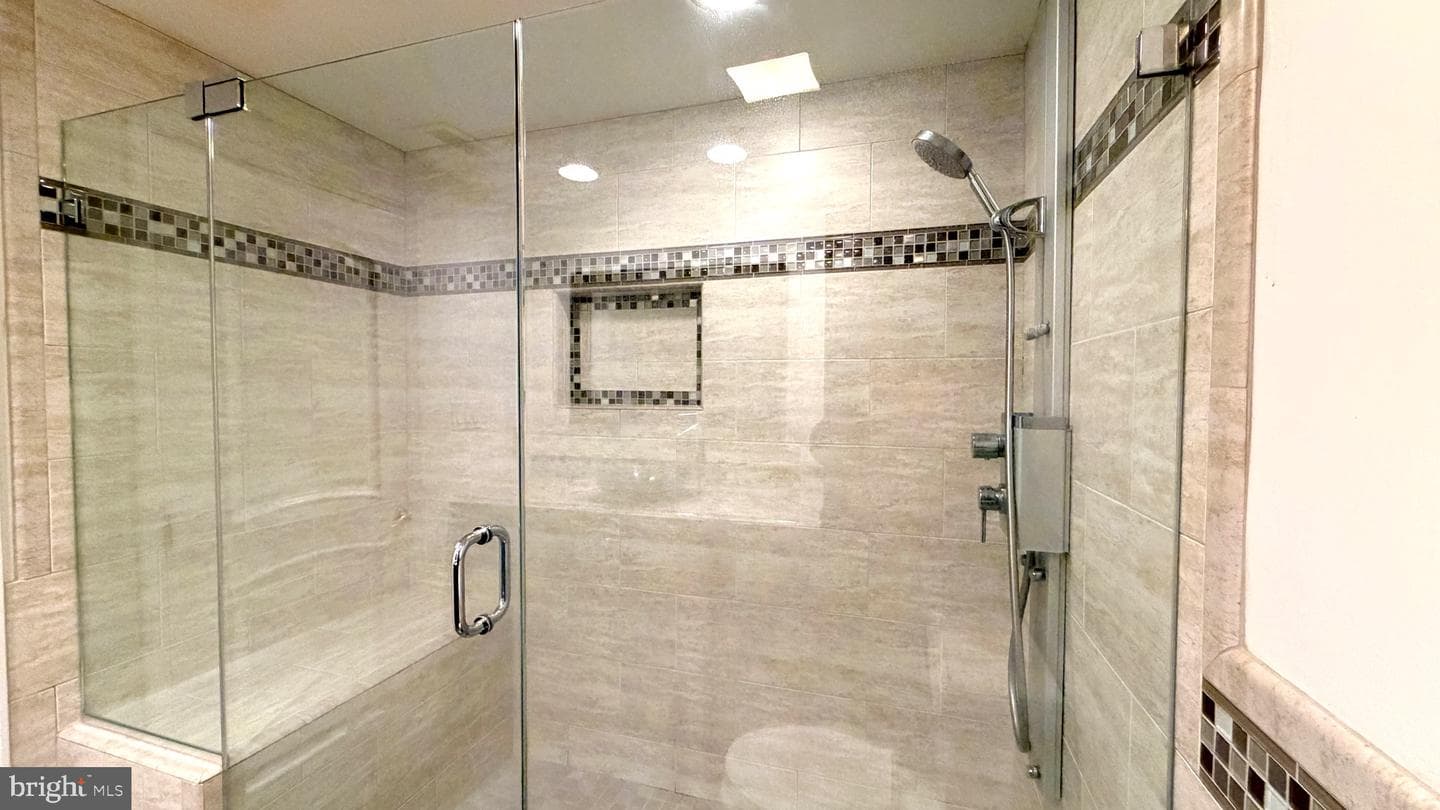 5185 Sheppard Lane photo 38