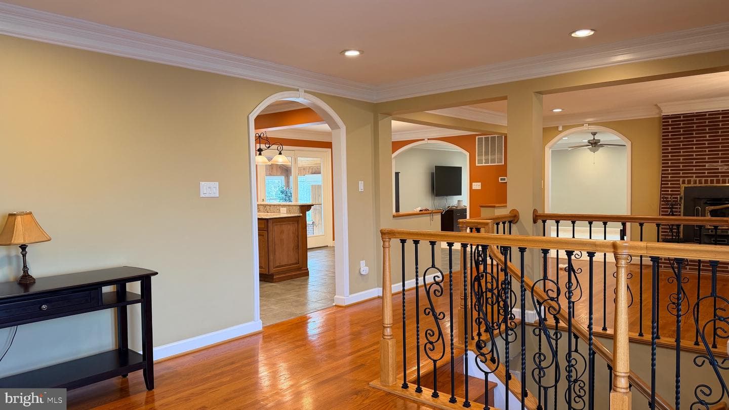 5185 Sheppard Lane photo 8