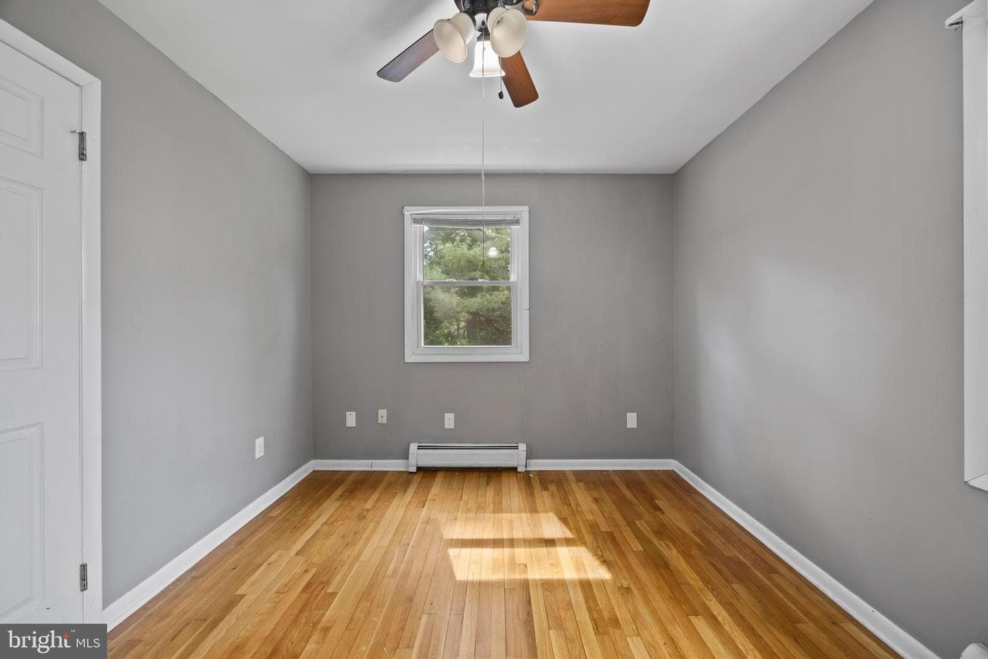 9425 Guilford Road photo 26