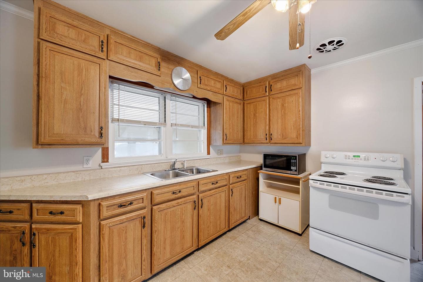 3630 Saint Johns Lane photo 14