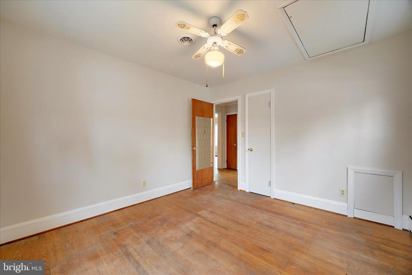 3630 Saint Johns Lane photo 23