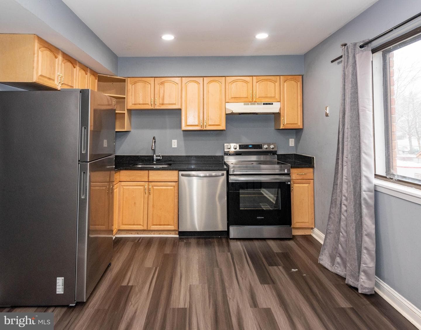 7332 Mossy Brink Court photo 4