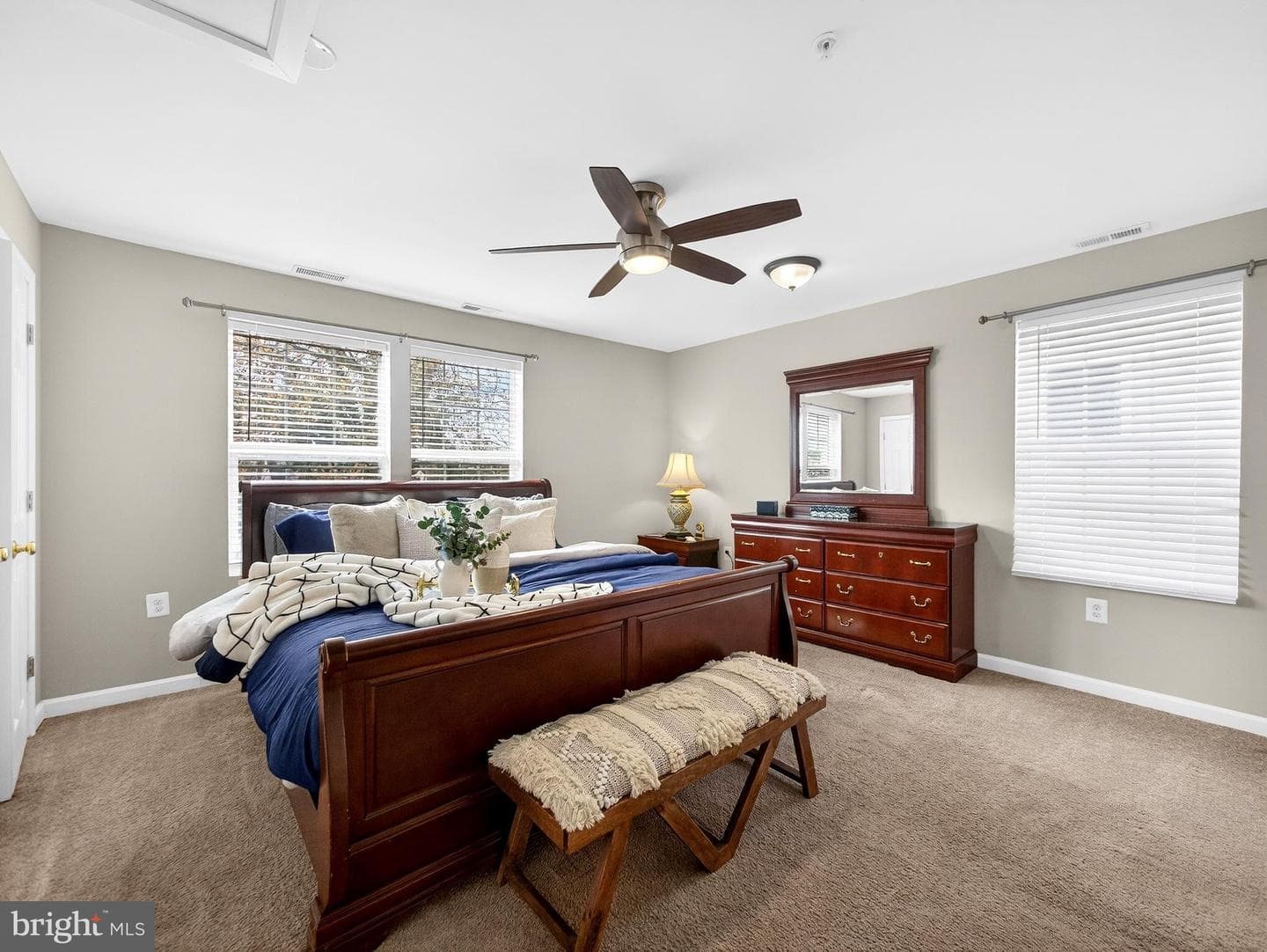 6414a Euclid Avenue photo 14