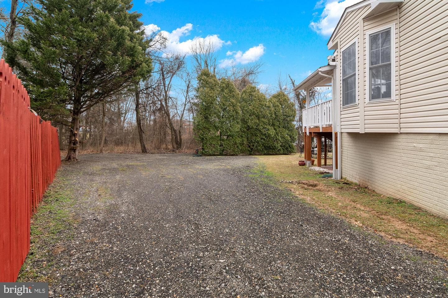 8252 Glen Ct photo 3