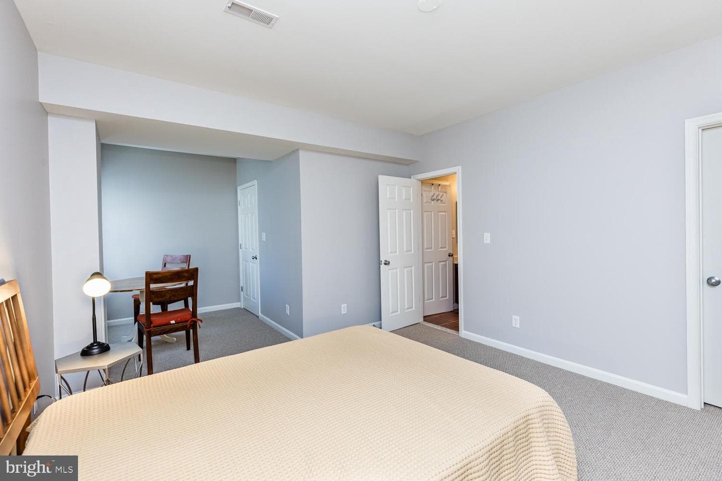 3402 Deanwood Avenue photo 81