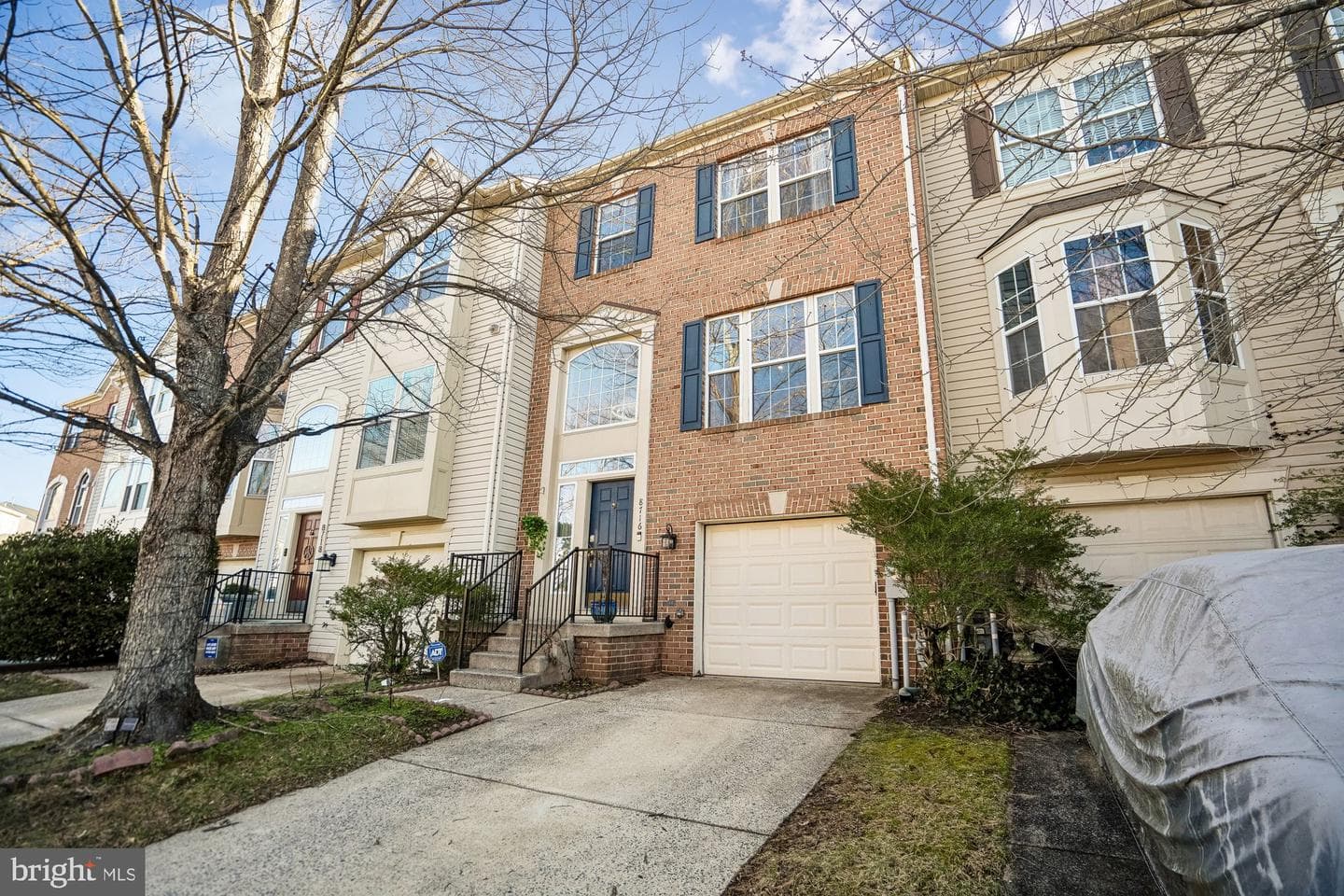 8716 Stonehouse Drive photo 2