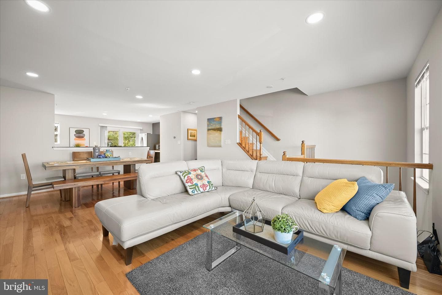 8811 Goose Landing Circle photo 2