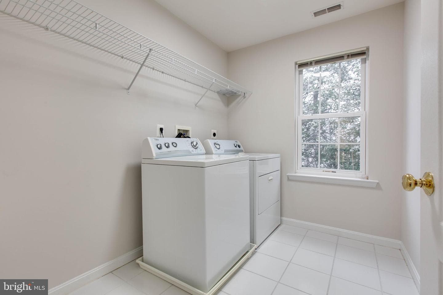 6447 Loudon Avenue photo 42