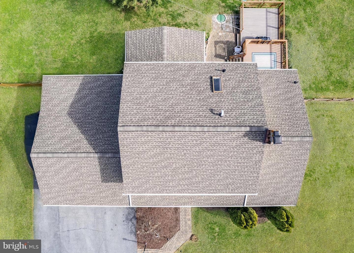 7029 Long View Road SE photo 39