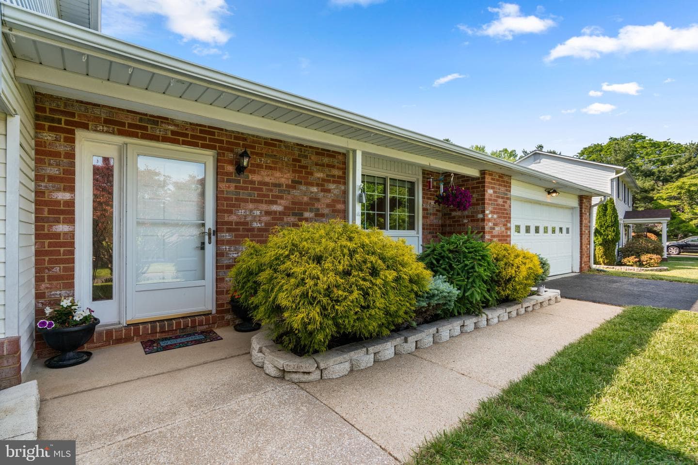 10022 Waterford Drive photo 2