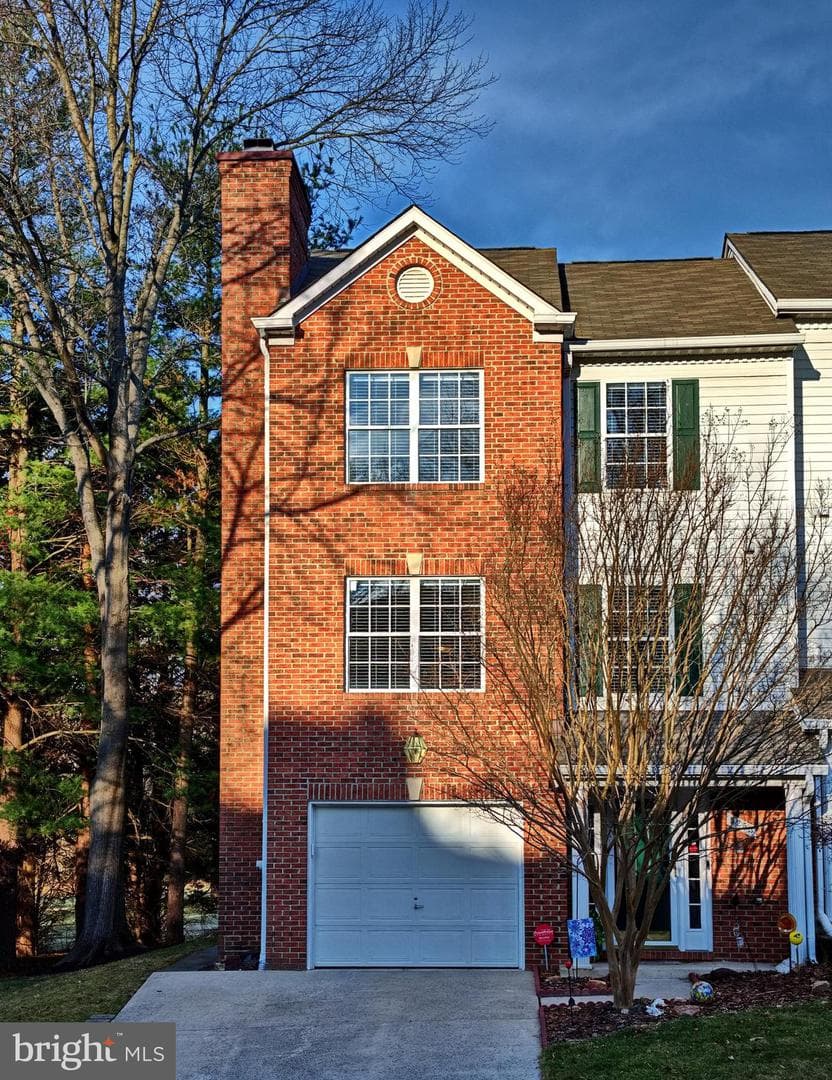 5253 Lightfoot Path