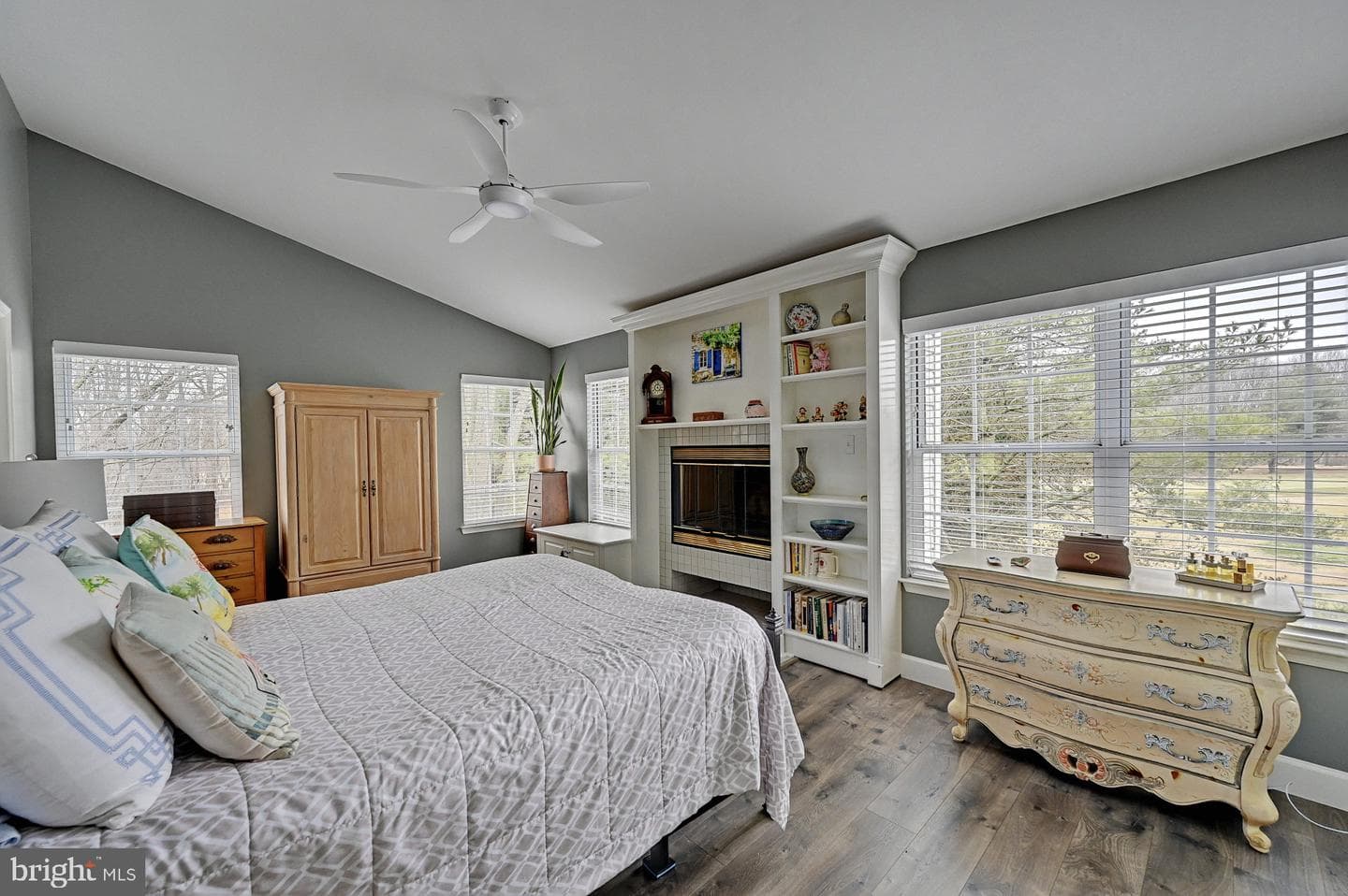 5253 Lightfoot Path photo 32