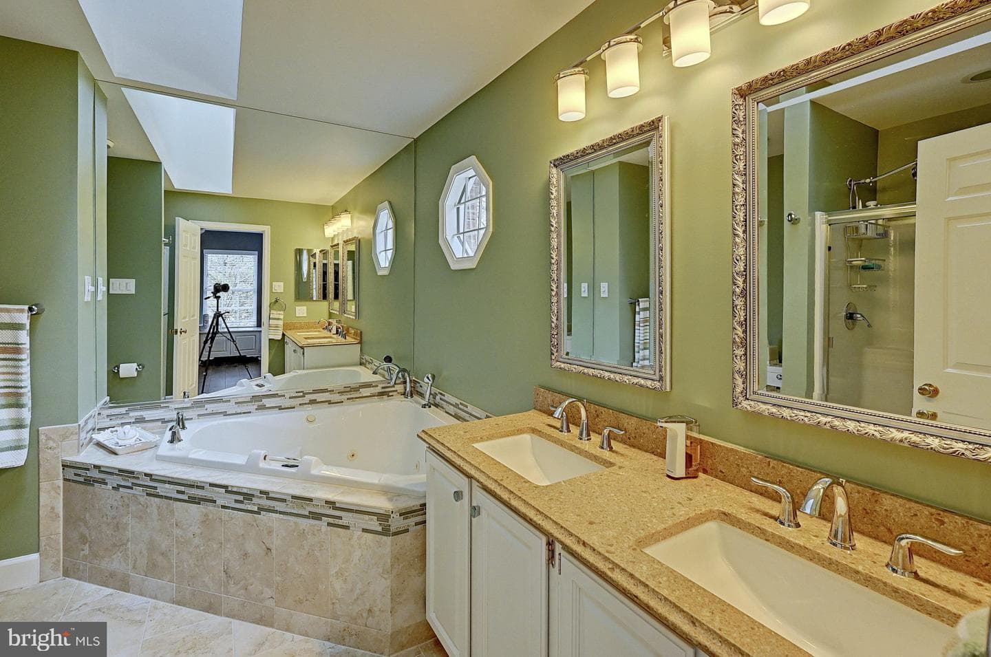 5253 Lightfoot Path photo 35