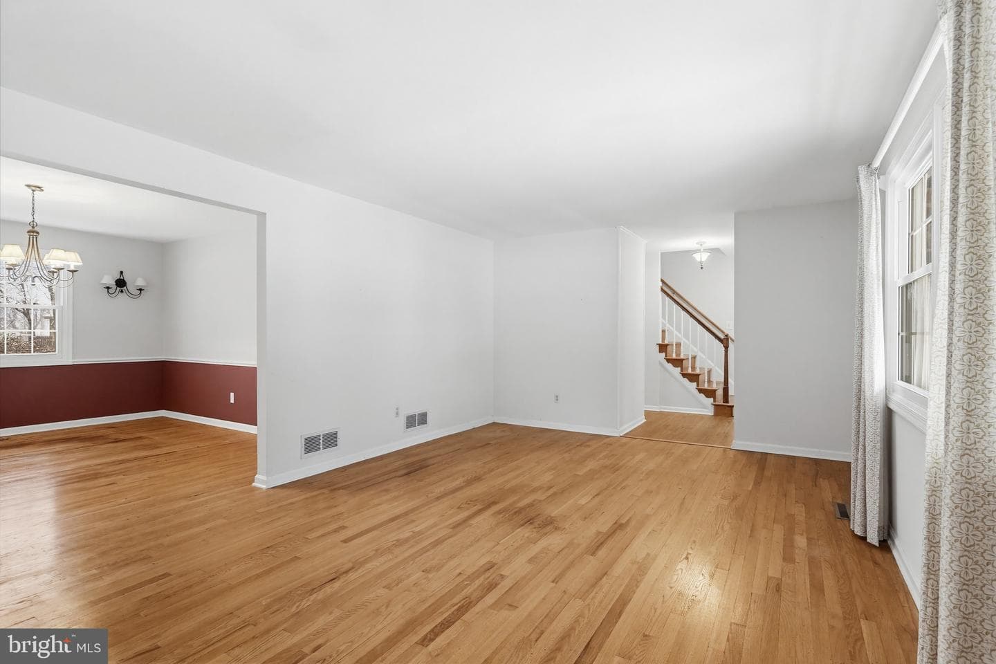 9786 Michaels Way photo 20