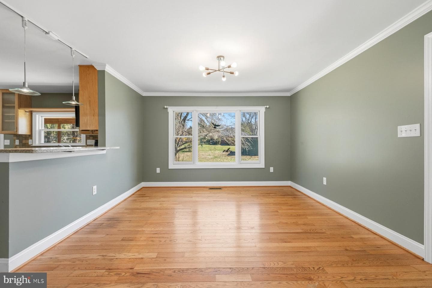 8966 Chapel Avenue photo 10