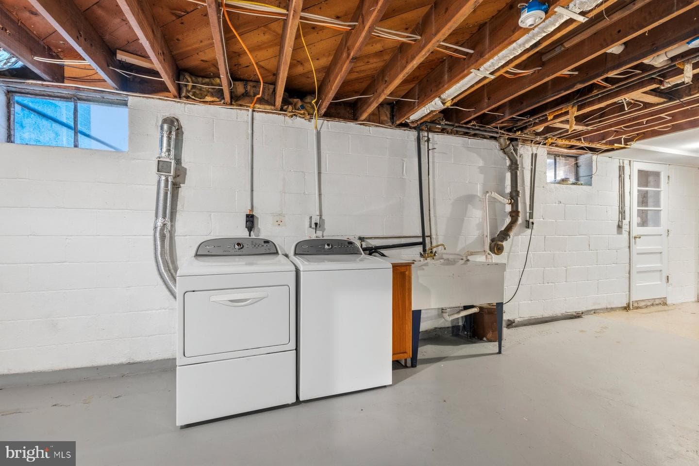 8966 Chapel Avenue photo 35