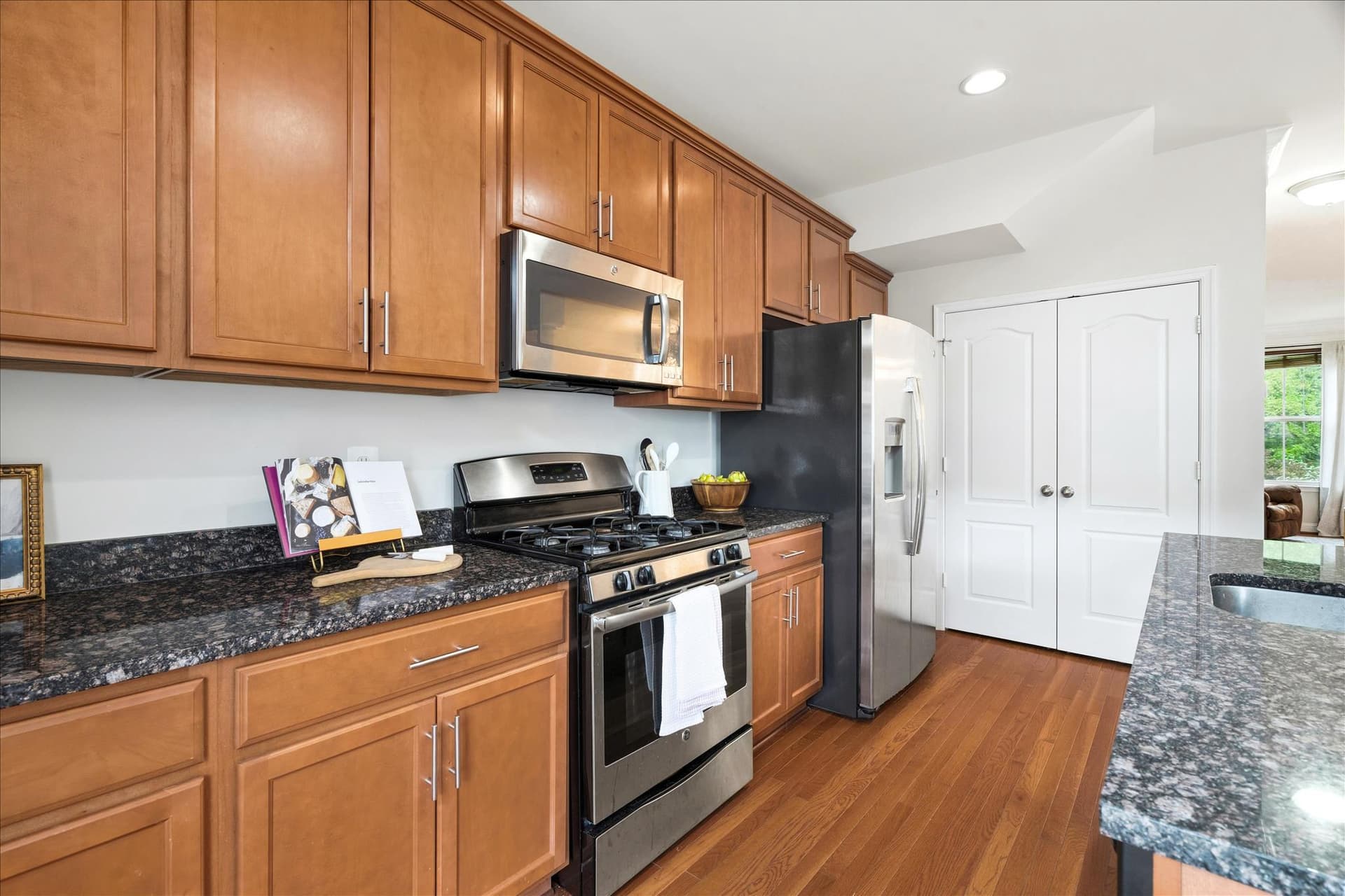 9393 Rock Ripple Lane photo 4