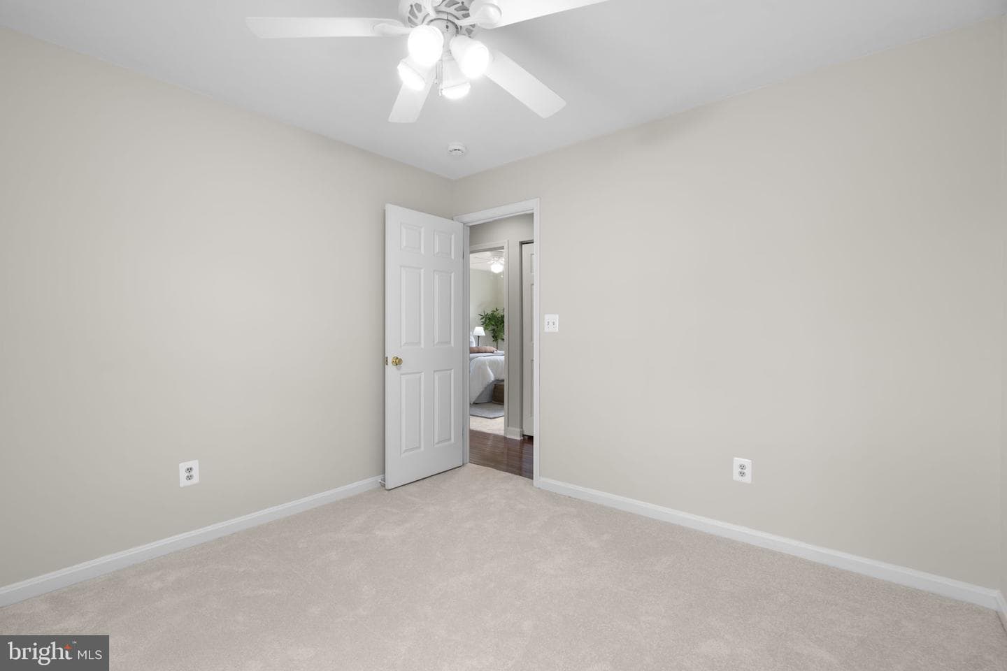 6968 Sunfleck Row photo 21
