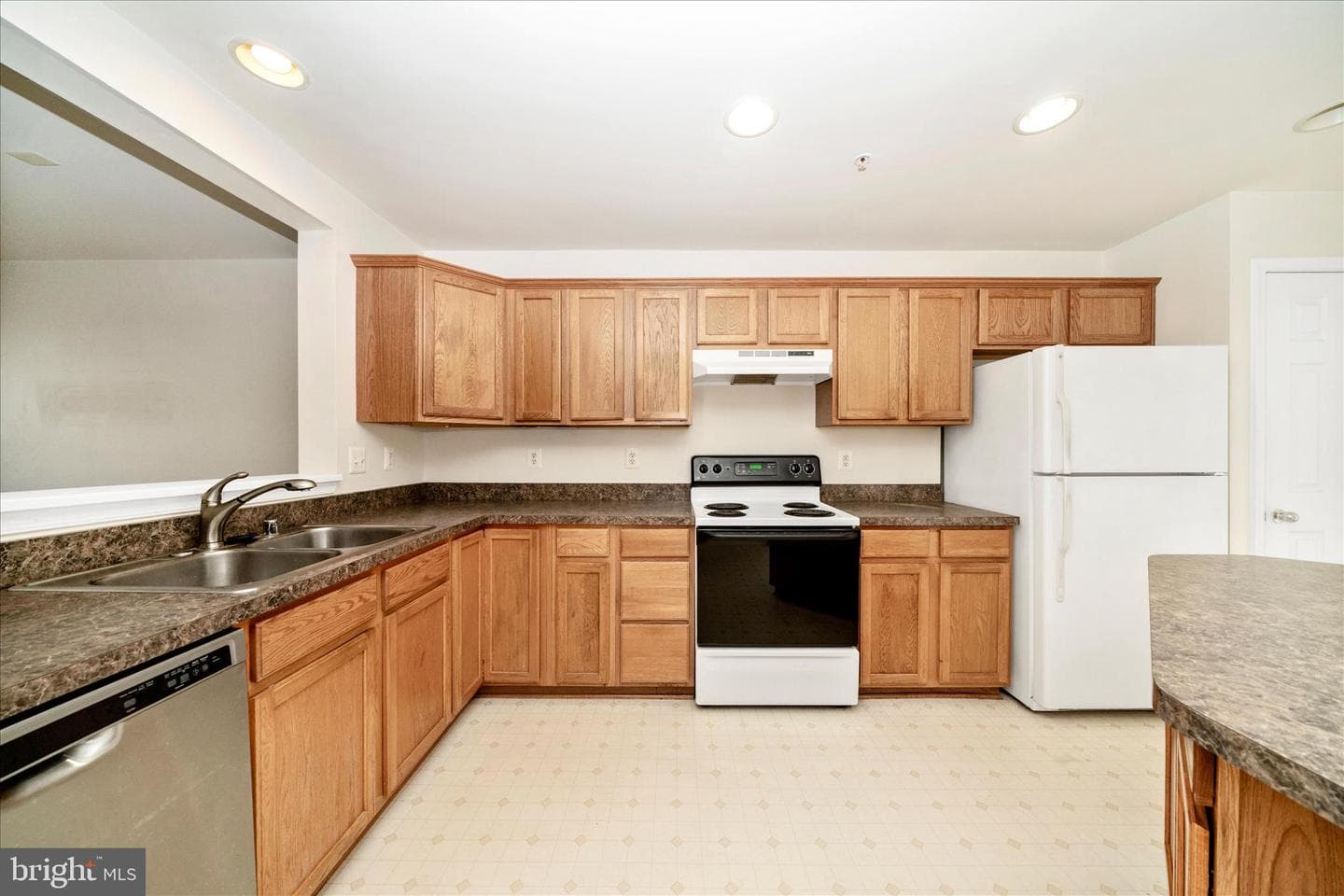 7704 English Oak Circle #10 photo 13