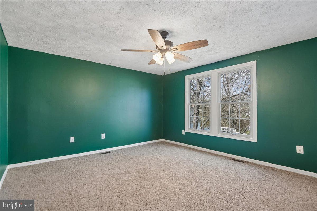 6413 White Peach Place photo 10