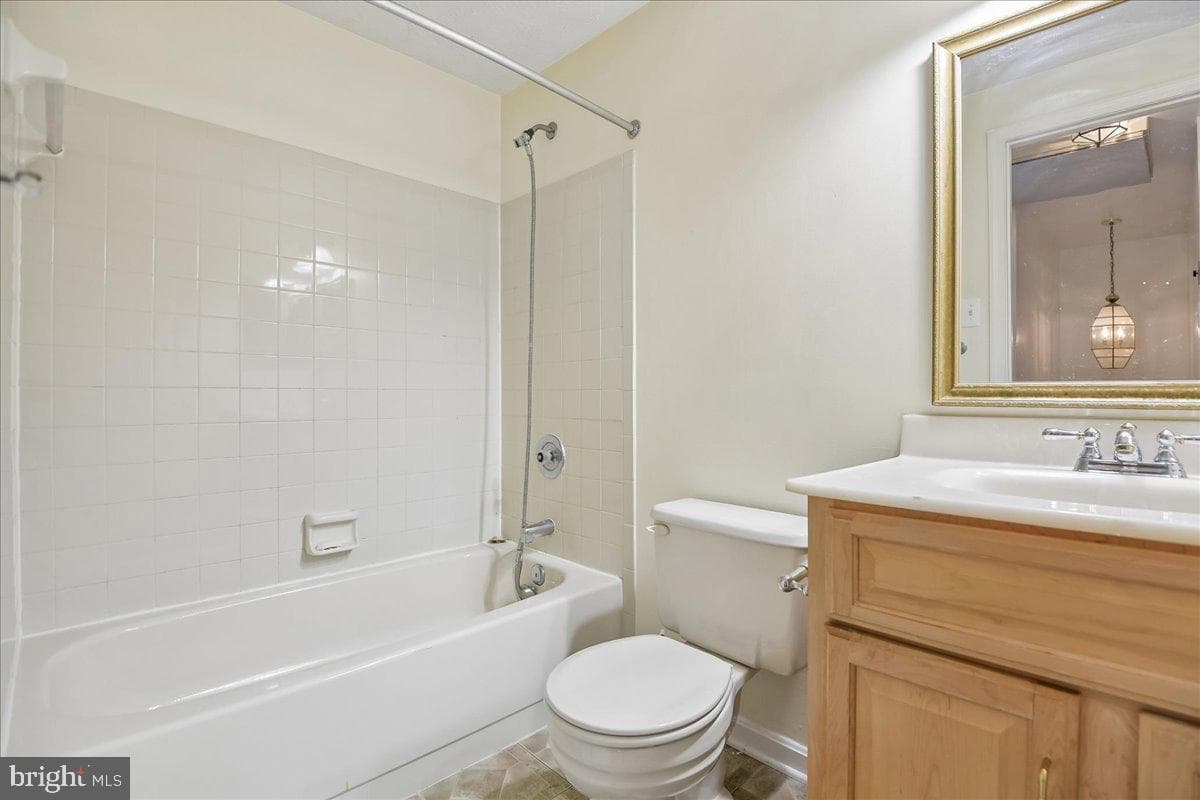 6413 White Peach Place photo 12