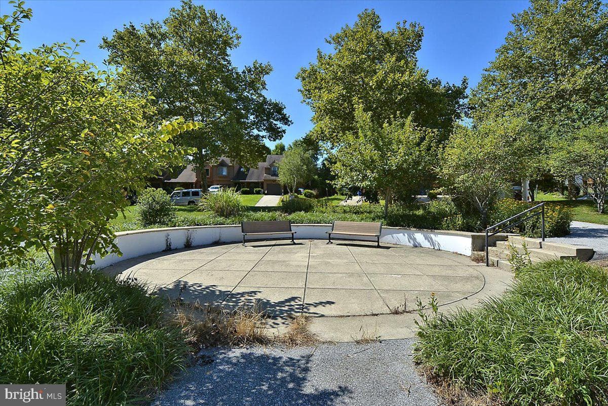 6413 White Peach Place photo 29